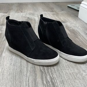 STEVE MADDEN wedge sneakers